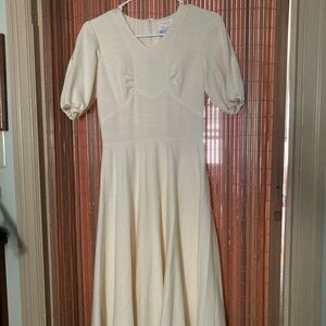 Vintage 1970’s Ivory Cream Women's Dress